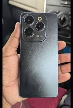 Infinix Hot 40 pro 5 month warranty good condition I need money that's