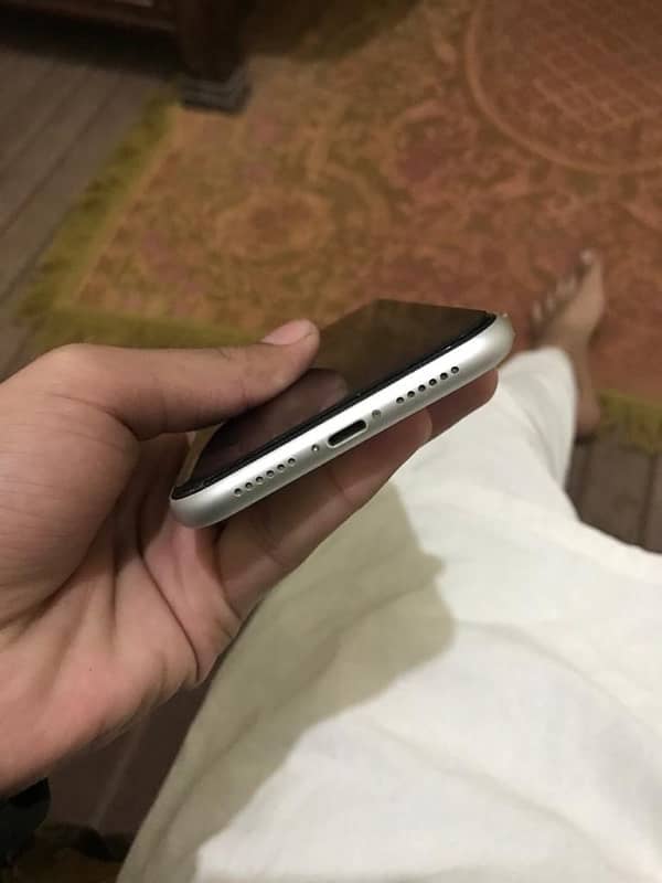 iphone xr 128 gb lla model waterpack 0