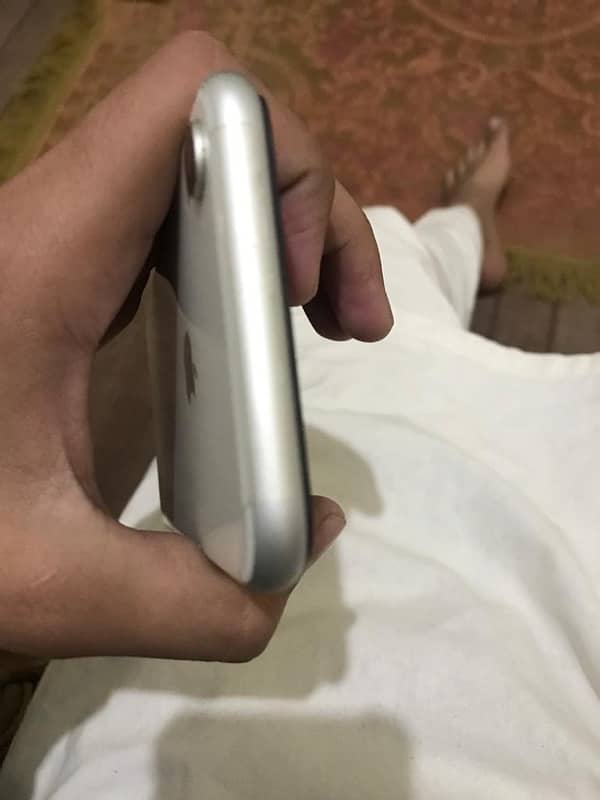 iphone xr 128 gb lla model waterpack 4