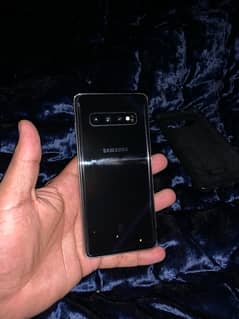 Samsung s10