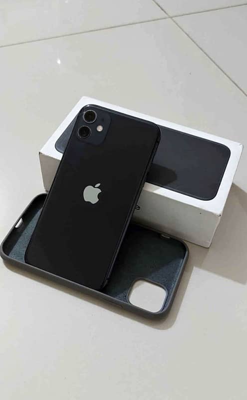 iPhone 11 128GB With Box 5