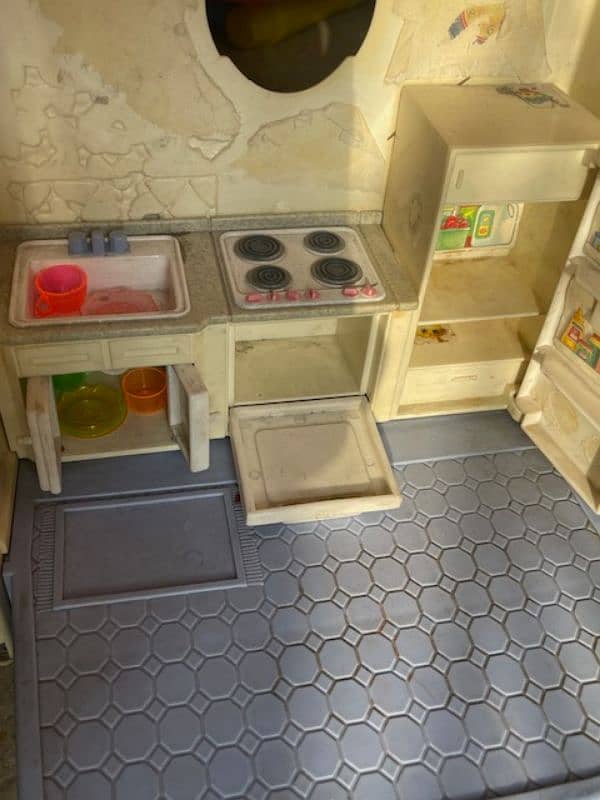 doll house dressing kitchen 1