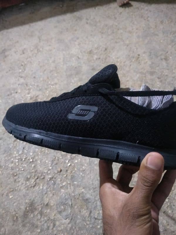 Nice Skechers joggers 1