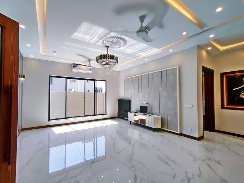 1 Kanal Ultra Luxury Modern Design House For Rent In Sector K Phase 6 DHA Lahore 8