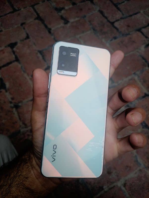 vivo y21  4+1gb 64gb 1