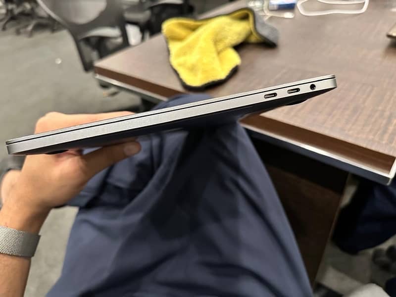 MacBook Pro 2018 7