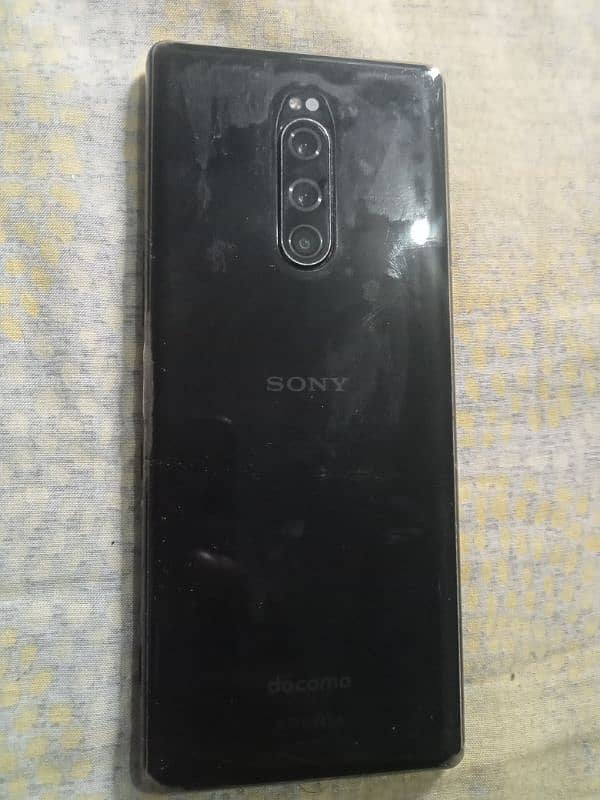 Sony Experia mark 1 2