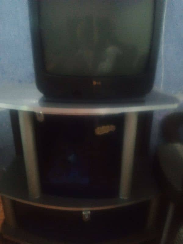 TV with trolly 1