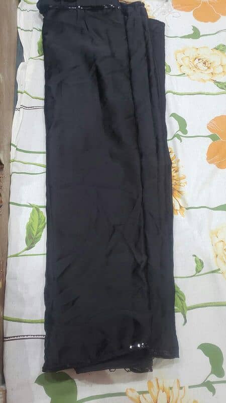 BEAUTIFUL BLACK SAREE FOR SALE 4