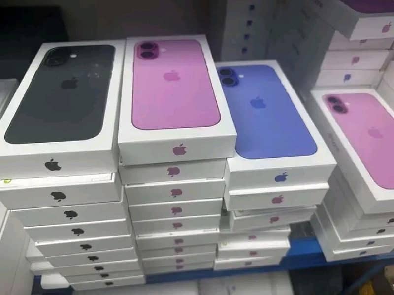 Apple iPhone 16 4