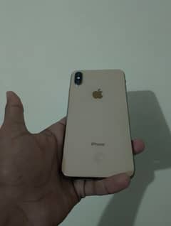 iphone xs max with cable