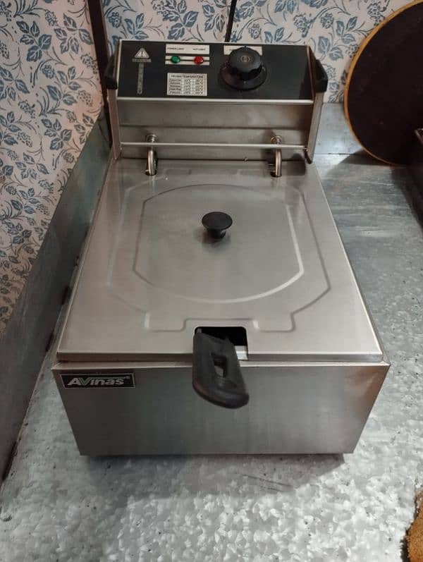 Electric Fryer 2