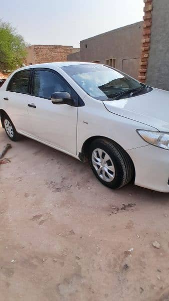 Toyota Corolla XLI 2013 9