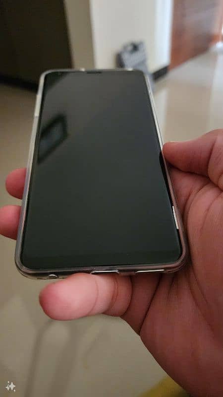 LG V30(PTA Approved) 4/64gb 10/10 Condition Available 5