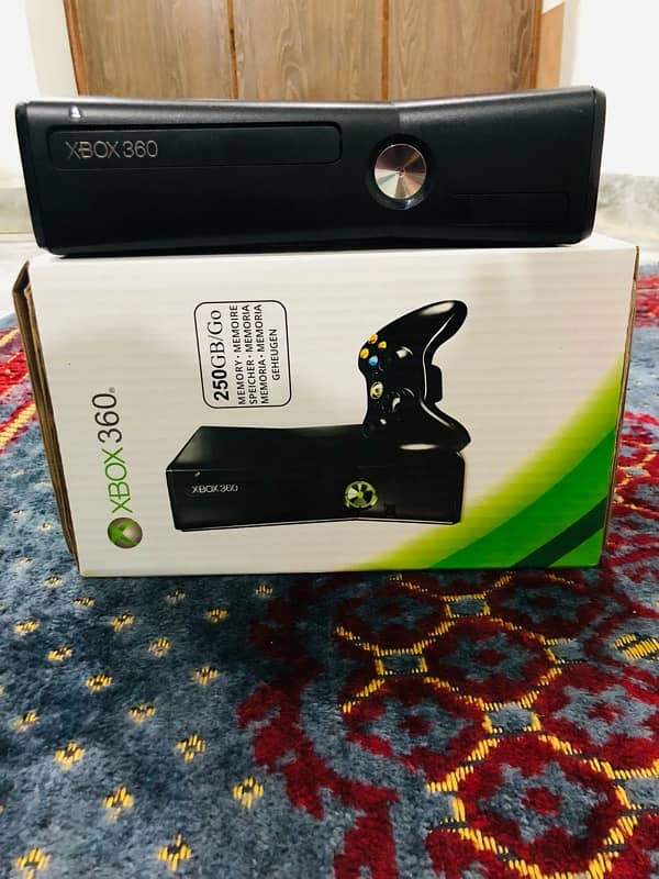 XBox 360 Slim 250Gb Go 11