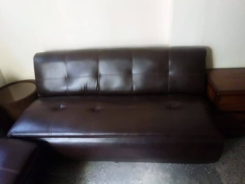 5 seater leather sofa set for urgent sale 2