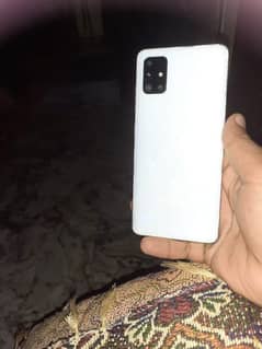 SAMSUNG A51