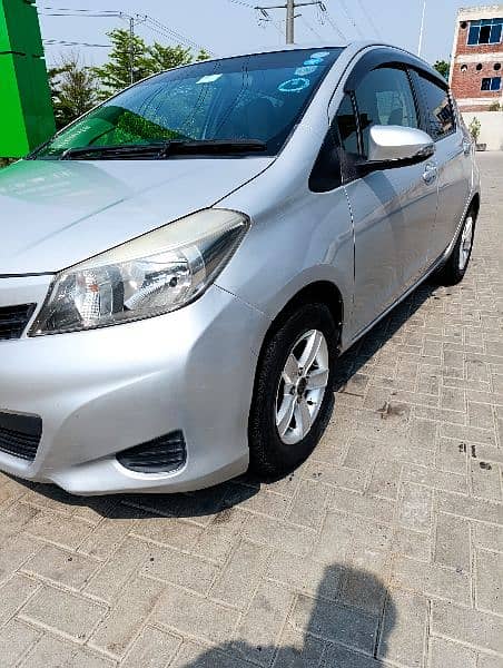 Toyota Vitz 2013 6