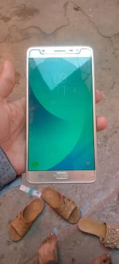 Samsung J7 Max