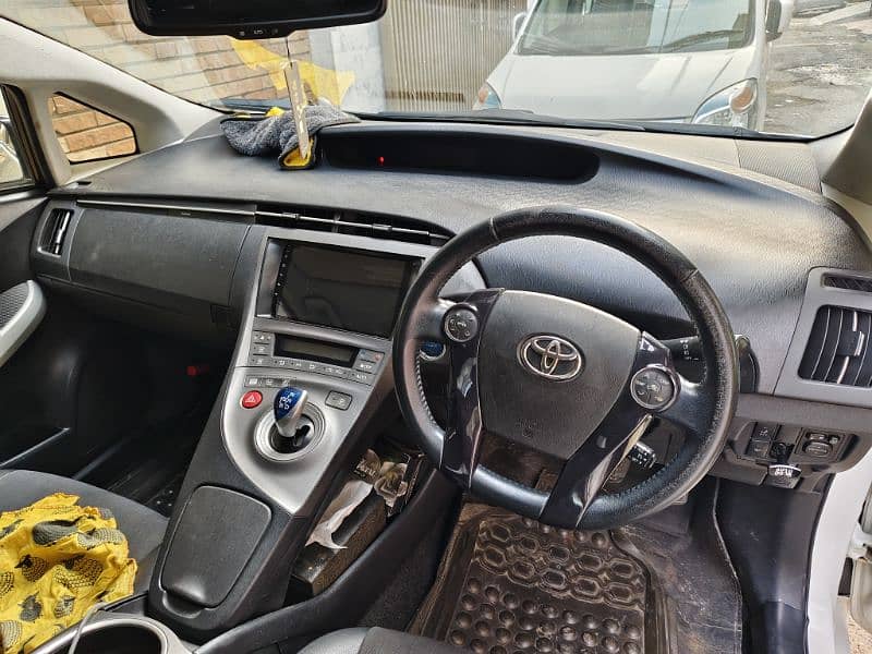 Toyota Prius 2012/16 17