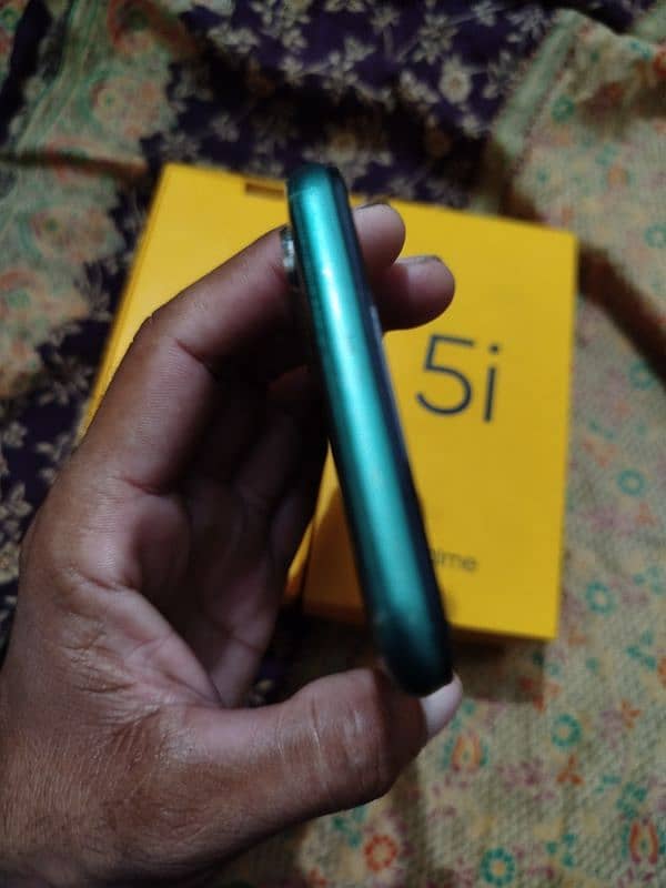 realme 5i 2