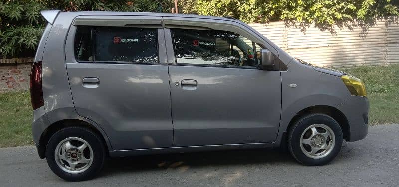 Suzuki Wagon R 2018 1