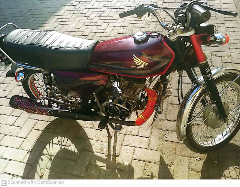 Honda CG 125 2015 4