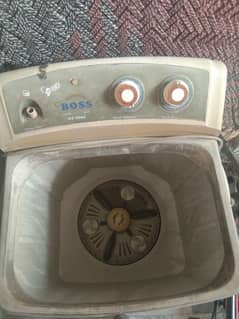 1 washing machine ,1 spinner ,  boss company . for sale