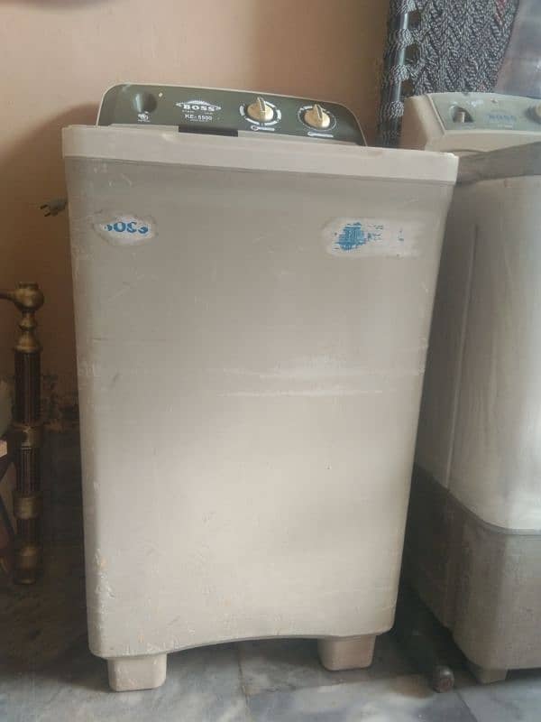 1 washing machine ,1 spinner ,  boss company . for sale 4