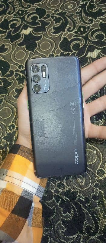 Model:oppo reno6 ram 8+8 128 back staceah ha  panel ka glass change ha 3