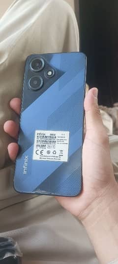 Infinix hot 30 play, 4/64 0