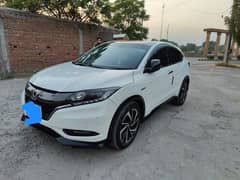 Honda Vezel RS 2017 Model Register jan 2018 full option For sale