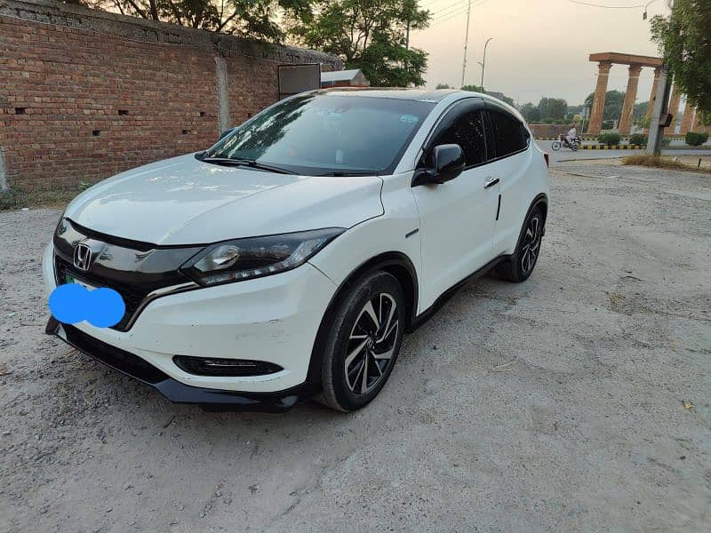 Honda Vezel RS 2017 Model Register jan 2018 full option For sale 6