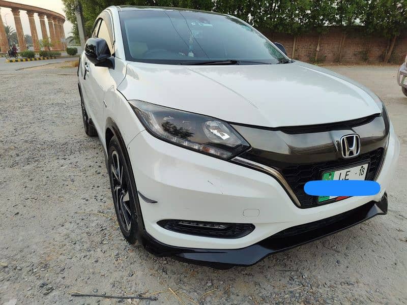 Honda Vezel RS 2017 Model Register jan 2018 full option For sale 7