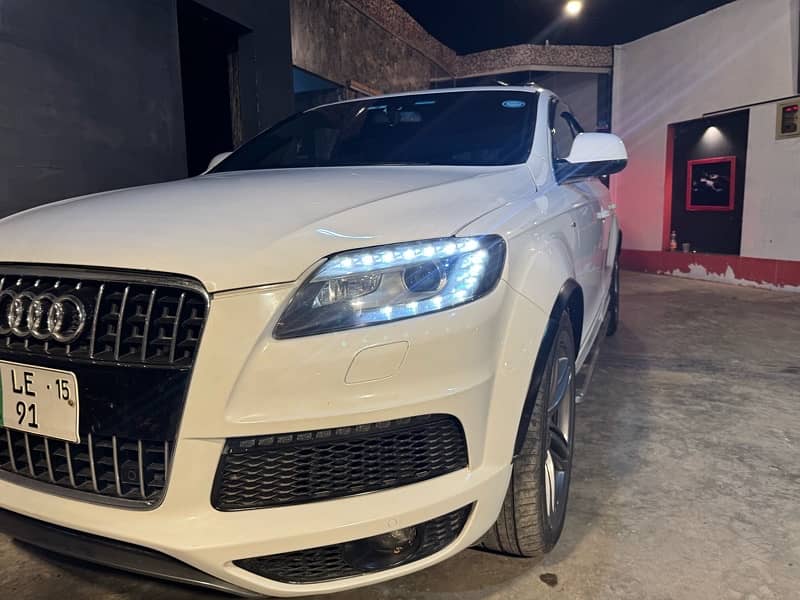 Audi Q7 2011 3