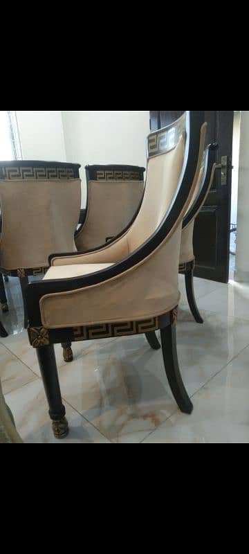 Dining table with 8 chairs 10