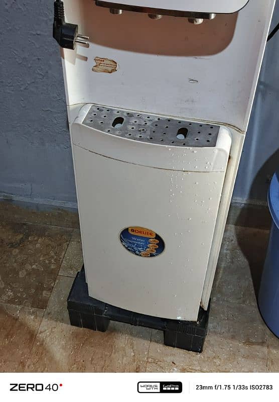 Water Dispenser 1