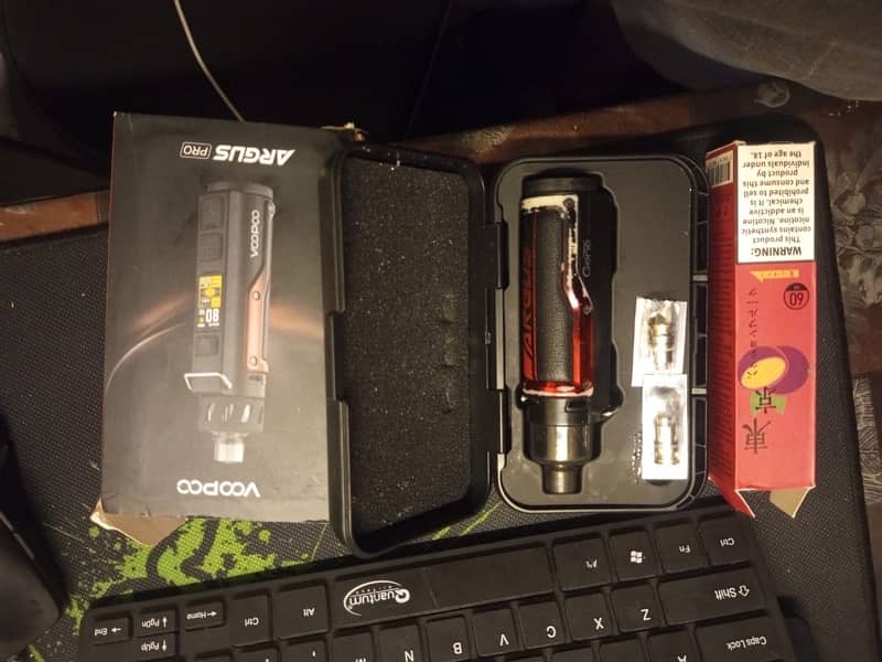 Argus pro for sale with Tokyo passion fruit and 2 brand new coils sell 1