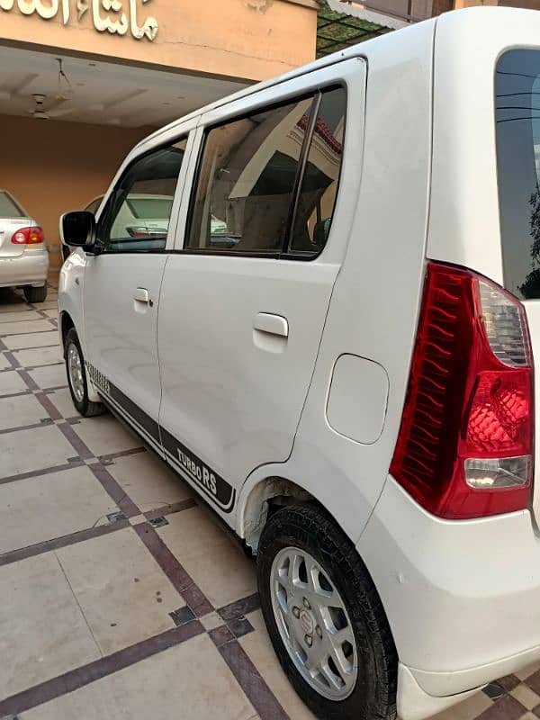 Suzuki Wagon R 2019 16