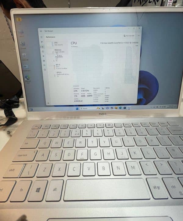 Dell Inspiron 5402 i5 11th Gen - 8gb Ram - 256gb SSD 2