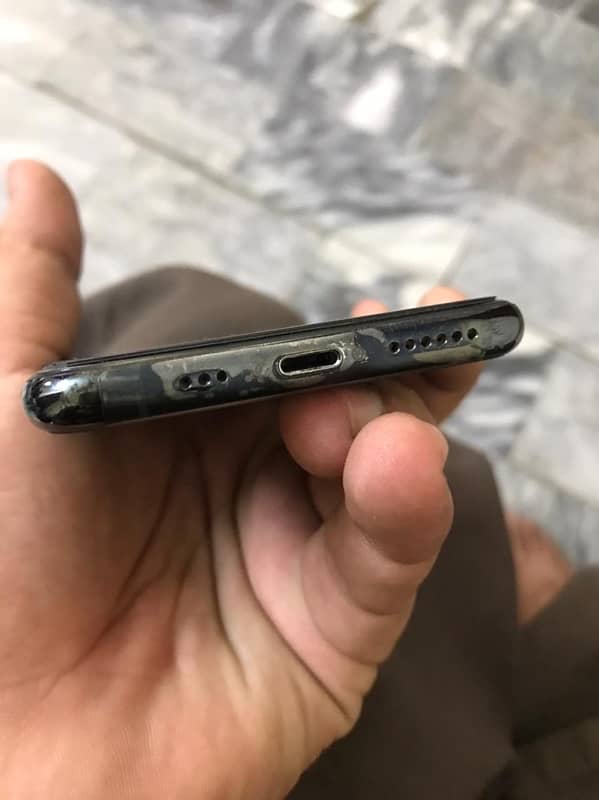 iphone 11pro PTA Approved 1