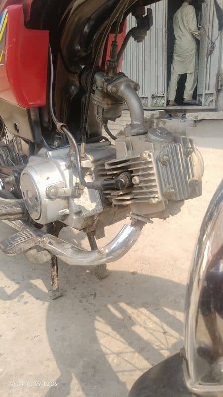 Honda CD 70 2021 6