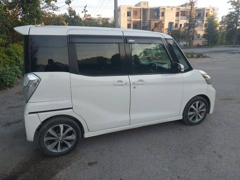 Nissan Dayz Highway Star Roox 2014/2018 full option 5