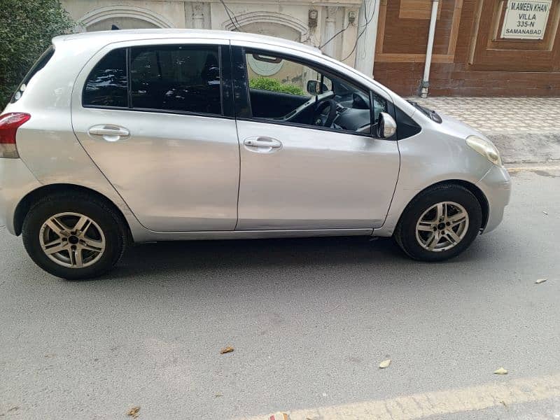 Toyota Vitz 2012 2