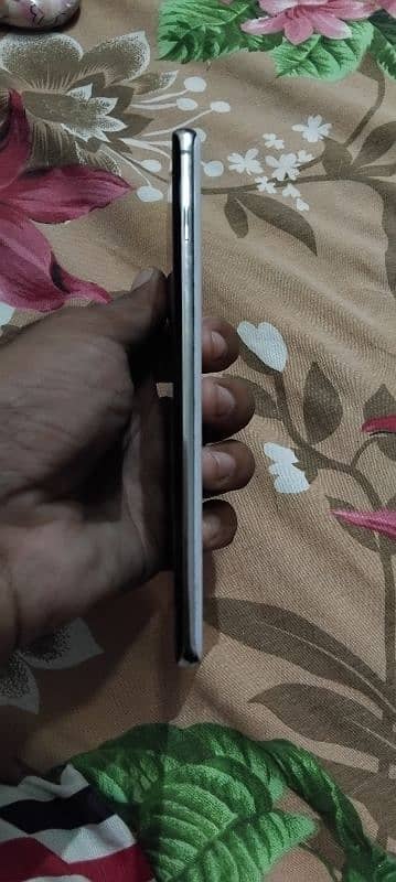 samsung galaxy s10 plus 1