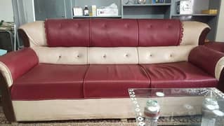 5 set lather  sofa set good condition. urget sale