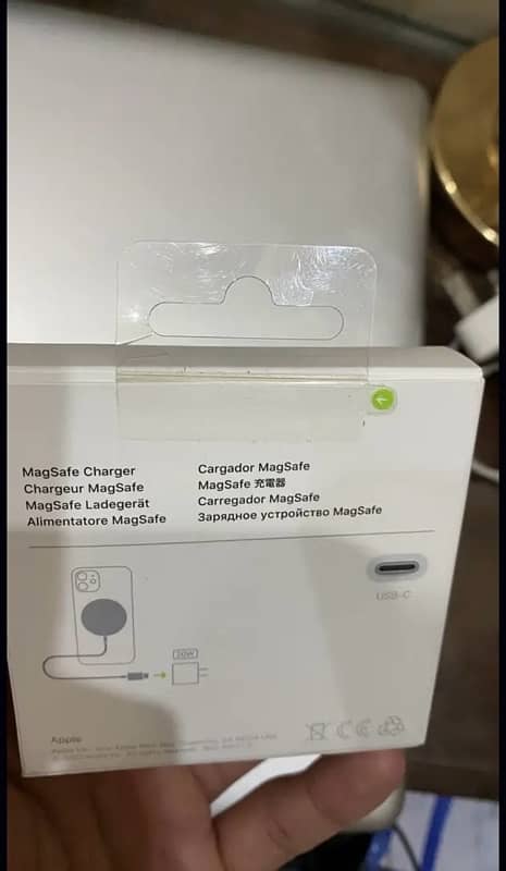 apple magsafe wireless charger with magsafe stand 5