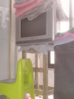 LG Flatron TV for sale 0