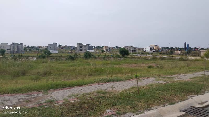 10 Marla Residential Corner Plot For Sale In Meradian 01 ,Street# 05, DHA Phase 05 Islamabad 9