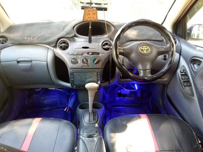 Toyota Vitz 2003 1